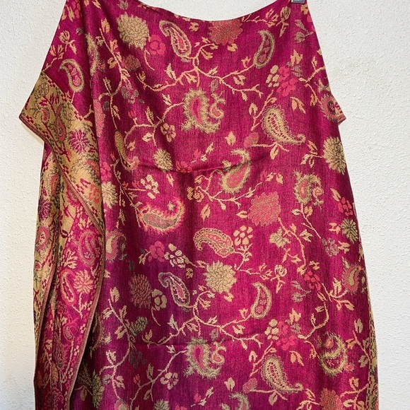 Pashmina Women’s Silk Blend Elegant Vibrant Hot Pink Floral Fringed Shawl - Picture 7 of 11